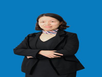 周婷頲：國際部英語教師，南京師范大學在職研究生，大學講師，原重慶一中國際部教師，21年從事英語教學，本人雅思7.5分